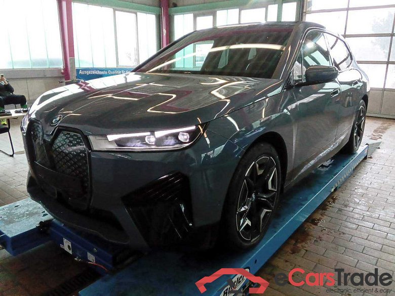 BMW iX (I20)(07.2021->) DE - SUV5 xDrive40, xDrive40 Sport, 2021 - 2024