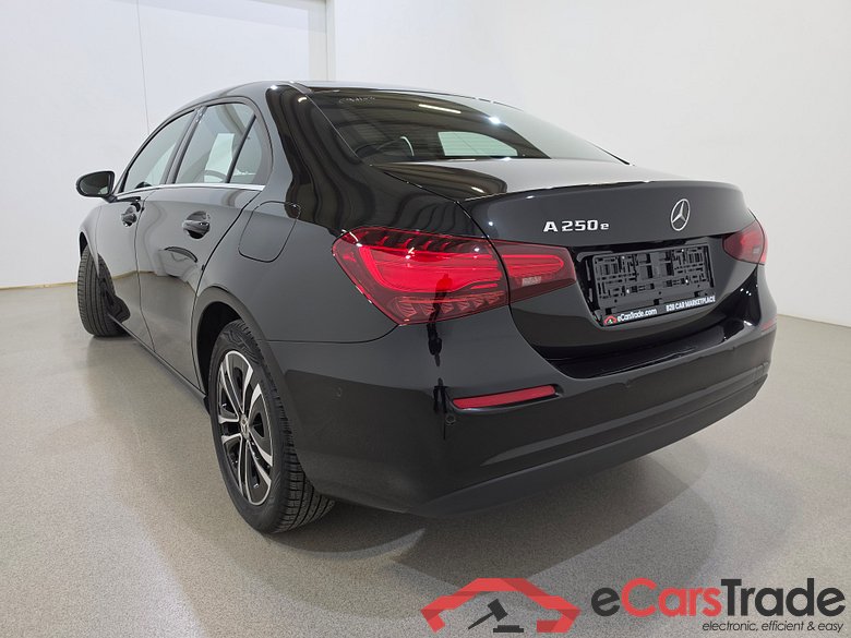 Mercedes A 250e Facelift Limo Plug-In Hybrid Aut. LED Widescreen Navi 1/2 Sport-Leather KeylessGo Camera Klima PDC ... #6