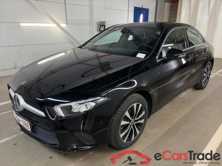 Mercedes A-Klasse Limousine A-Klasse Limousine A 250 e Business Line (PHEV) 160kW/218pk  4D/P Auto-7 #1