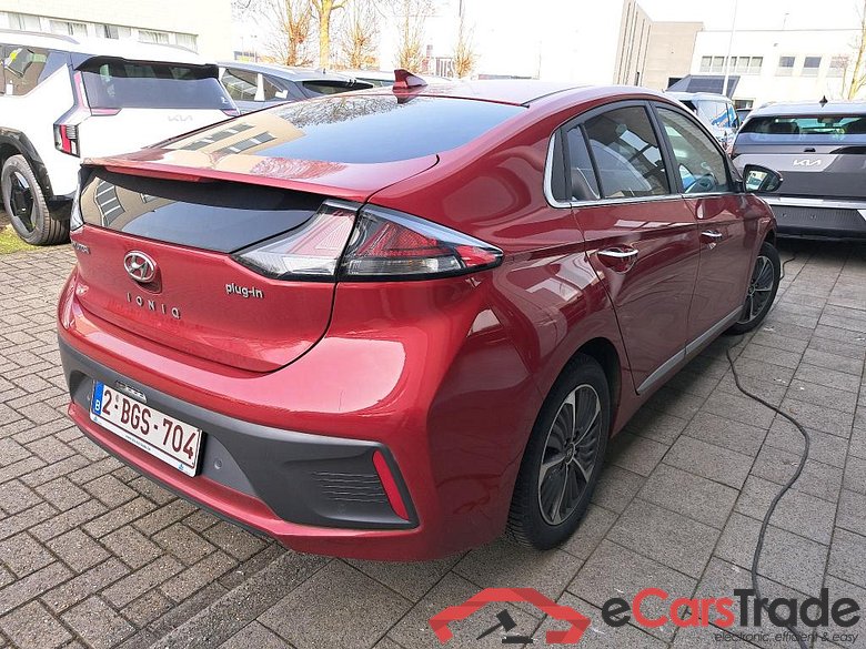 Hyundai Ioniq 1.6 GDI Hybrid Shine Aut. LED Virtual Leather Navi KeylessGo Camera Klima PDC ... #2