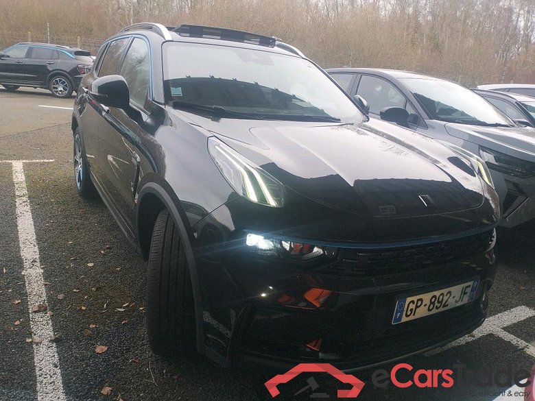 Lynk Co 01 1.5i Plug-In Hybrid Aut. Pano LED Virtual ACC Navi Infinity KeylessGo Camera 360 Klima PDC ... #2