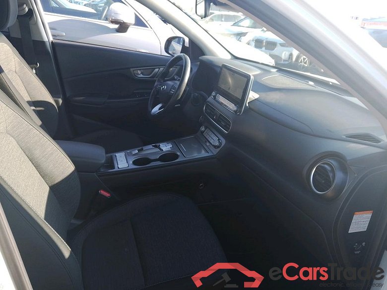 HYUNDAI Kona / 2017 / 5P / todoterreno 150kW EV Klass 484km #6