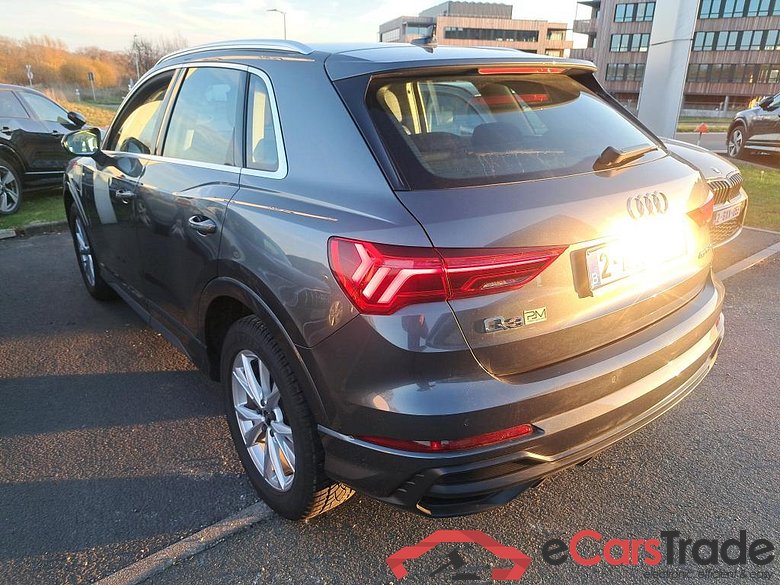 AUDI Q3 1.4 45 TFSI E S TRONIC S LINE #3