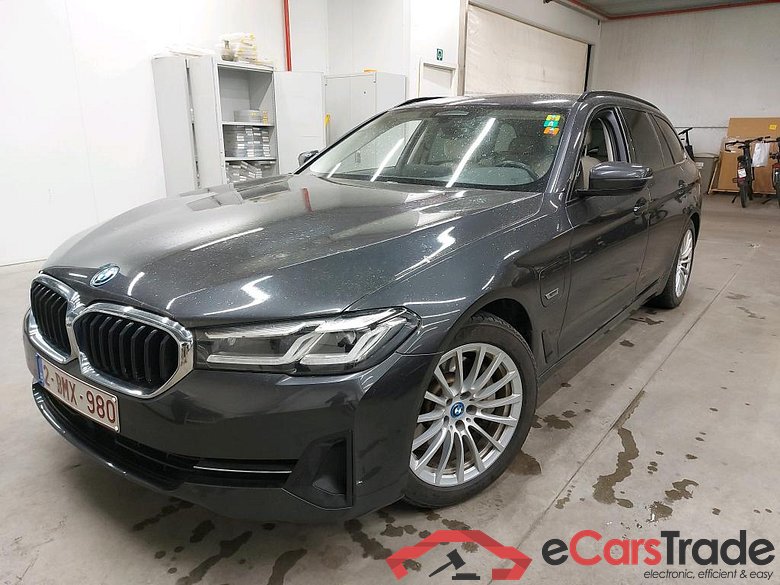 BMW 530e Plug-In Hybrid Aut. LED-Xenon LC-Pro Ambient Navi Sport-Leather KeylessGo Camera Klima PDC ...