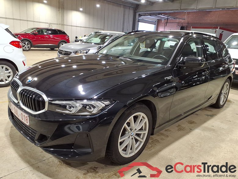 BMW 3 SERIES TOURING 2.0 318D (100KW) TOURING #1