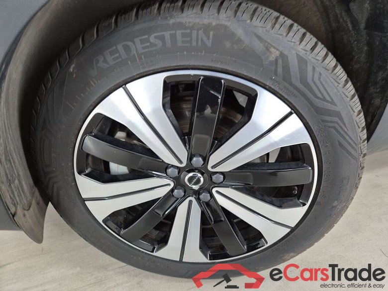 VOLVO XC40 RECHARGE CORE #5