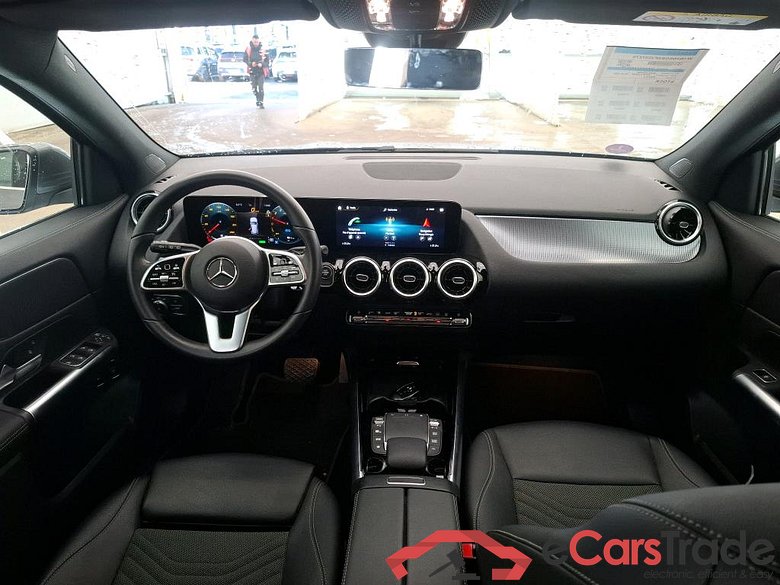 MERCEDES-BENZ GLA / 2023 / 5P / SUV GLA 250 e Business Line DCT #5