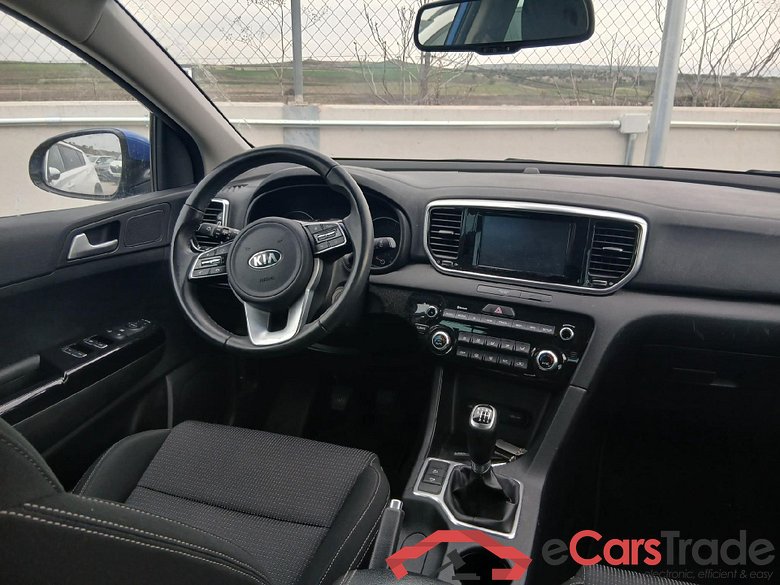 KIA Sportage / 2018 / 5P / todoterreno 1.6 MHEV Drive Plus 85kW (115CV) 4x2(SL)(SP) #3