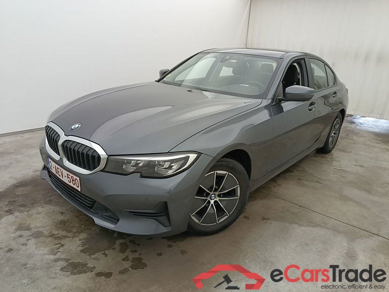 BMW 3 Reeks Berline 318dA (100 kW) 4d