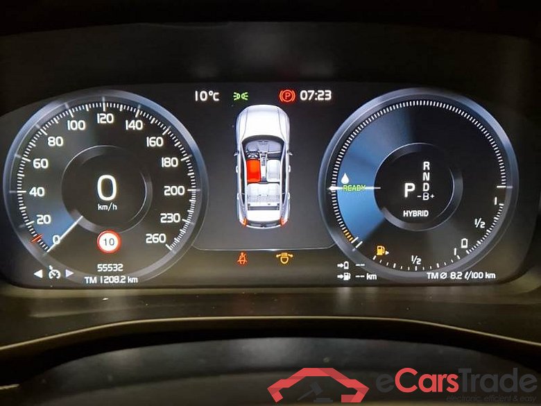 VOLVO XC40 / 2017 / 5P / SUV T5 PLUG-IN HYBRID AUTO RECH INSCRIP EXPR #4