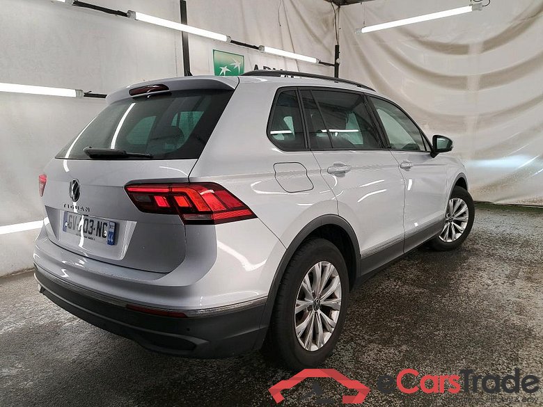 VOLKSWAGEN Tiguan / 2020 / 5P / SUV 1.5 TSI 150 DSG7 LIFE PLUS #3