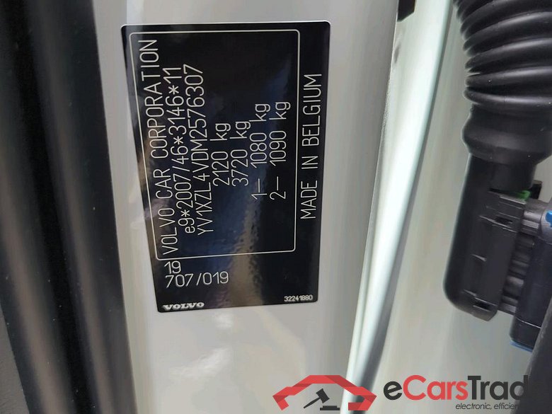 VOLVO XC40 95 kW #3