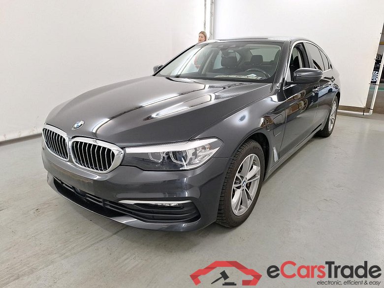 BMW 5 - 2017 530eA PHEV Performance OPF