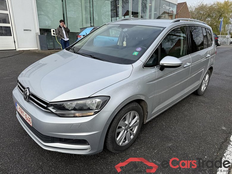 VOLKSWAGEN Touran Touran Highline 1.5 TSI 110 kW (150 ch) 6 vitesses manuel #1
