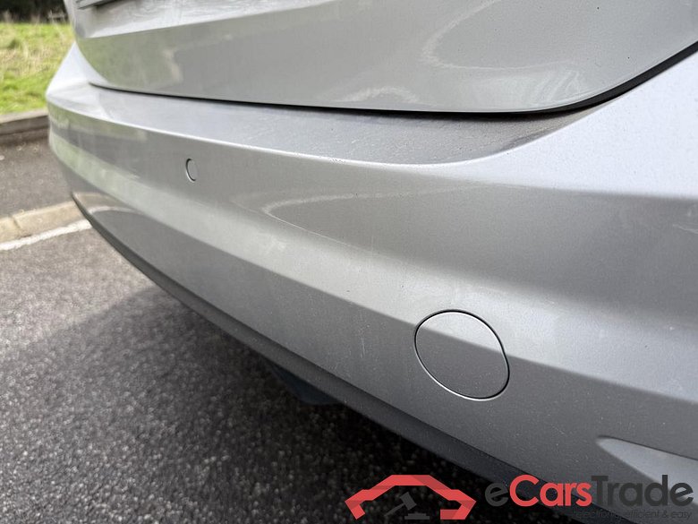 VOLKSWAGEN Touran Touran Highline 1.5 TSI 110 kW (150 ch) 6 vitesses manuel #5