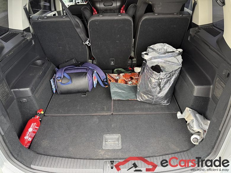 VOLKSWAGEN Touran Touran Highline 1.5 TSI 110 kW (150 ch) 6 vitesses manuel #6