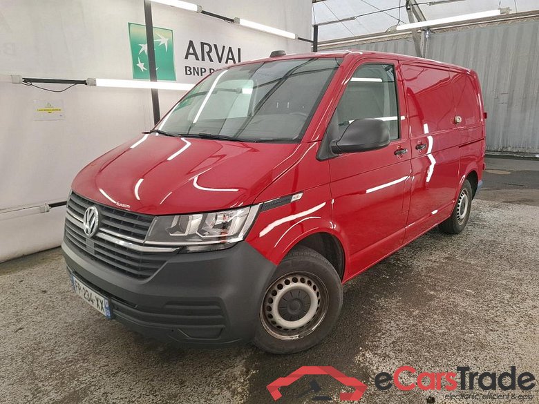 VOLKSWAGEN Transporter / 2015 / 4P / Fourgon tôlé 2.0 TDi 150 DSG7 L1H1 Business Line #1