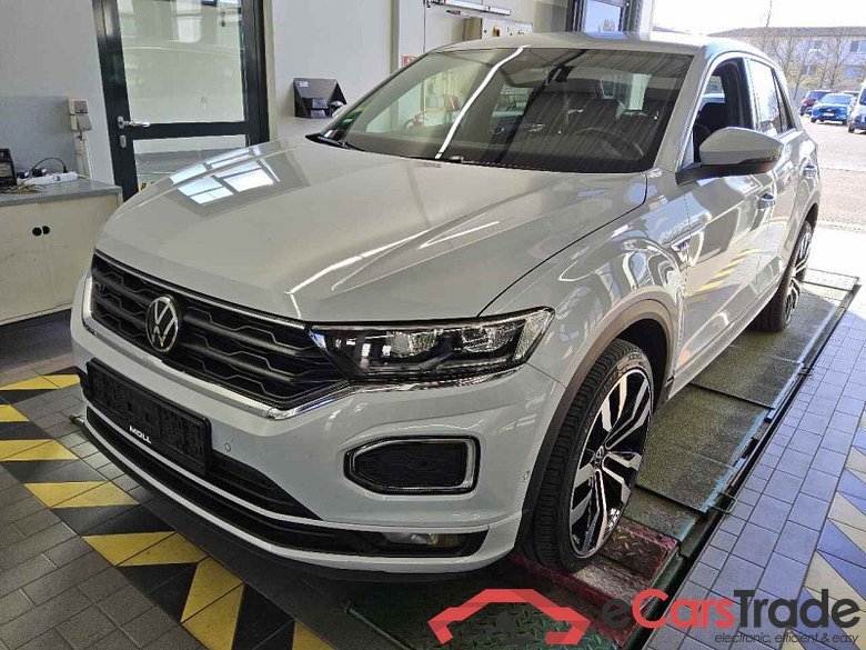 Volkswagen T-Roc (A11)(09.2017->2021) DE - SUV5 1.5 TSI EU6d, Sport OPF (EURO 6d), 2020 - 2022