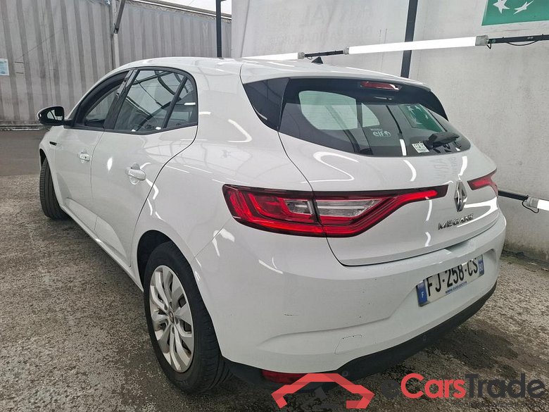 Megane IV Berline 5pt. Société Air Nav 1.5 dCi 90CV BVM6 E6 #2