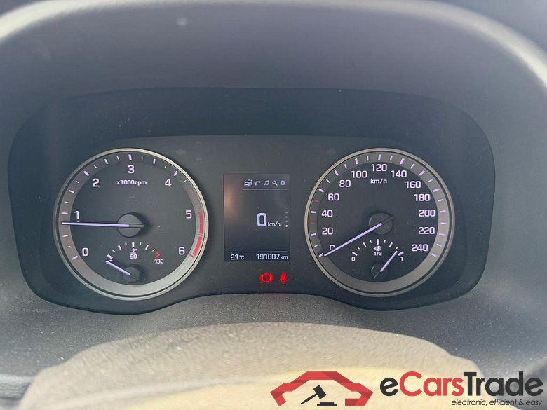 HYUNDAI Tucson Tucson 1.7 CRDi 2WD Launch Edition ISG #5