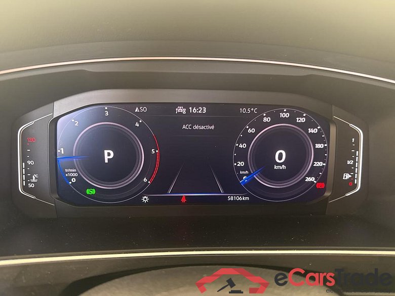 VOLKSWAGEN Tiguan / 2020 / 5P / SUV 2.0 TDI 150 DSG7 Elegance #6