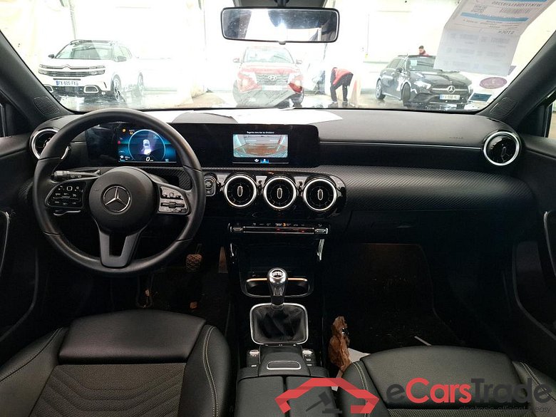 MERCEDES-BENZ Classe A Compact / 2018 / 5P / Berline A 180 Style Line #5