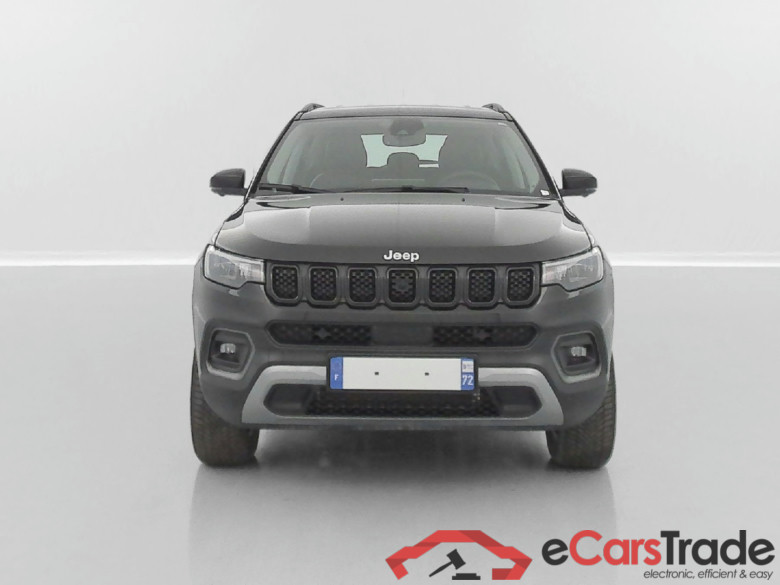 Jeep Compass Overland 1.3 T4 240 hp Plug-in Hybrid (4xe) #2