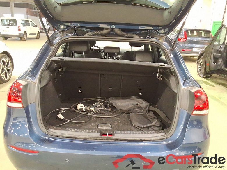 MERCEDES-BENZ CLASS A (W177) A 250 e PHEV Business Solution #3