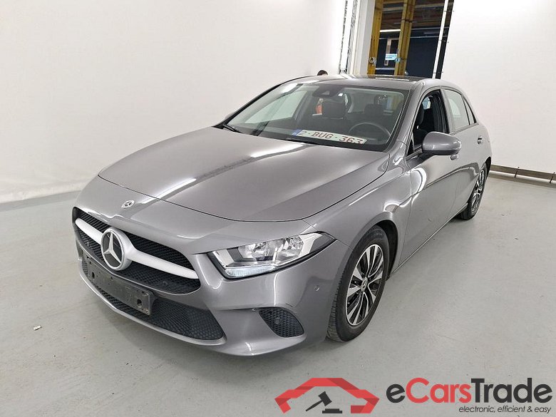 MERCEDES-BENZ A-CLASS LIMOUSINE 2.0 A 180 D BUSINESS SOLUTION ESSENTIAL