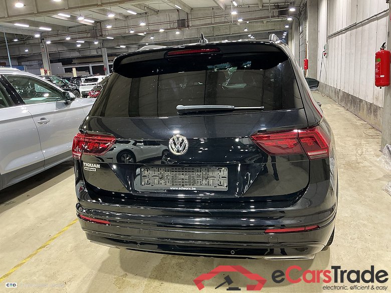 VOLKSWAGEN Tiguan 2.0 TDI PLATINUM #5