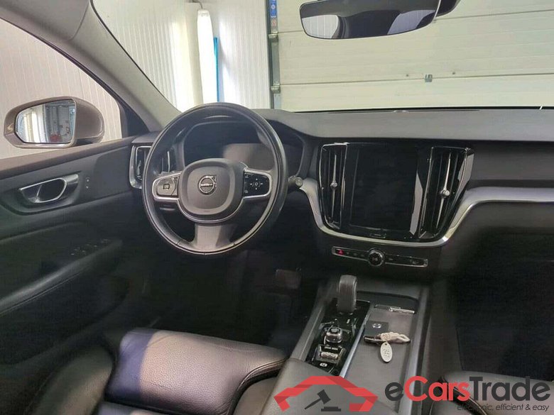 VOLVO V60 2.0 B3 Business Pro #3