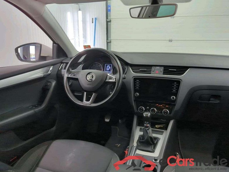 SKODA Octavia Combi 1.0 TSI Bns Edition #3