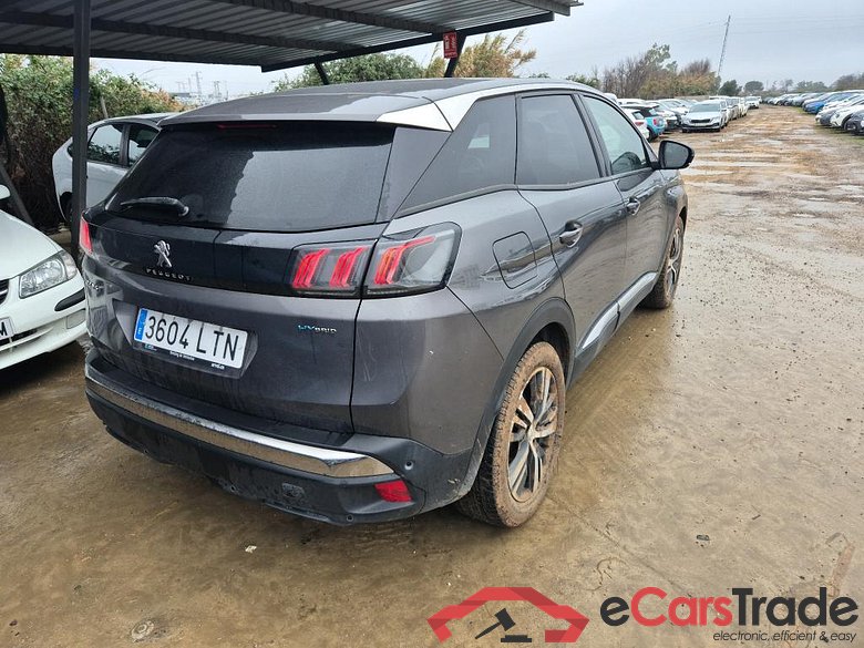 PEUGEOT 3008 Hybrid / 2020 / 5P / todoterreno 225 e-EAT8 Allure (AC2) #2
