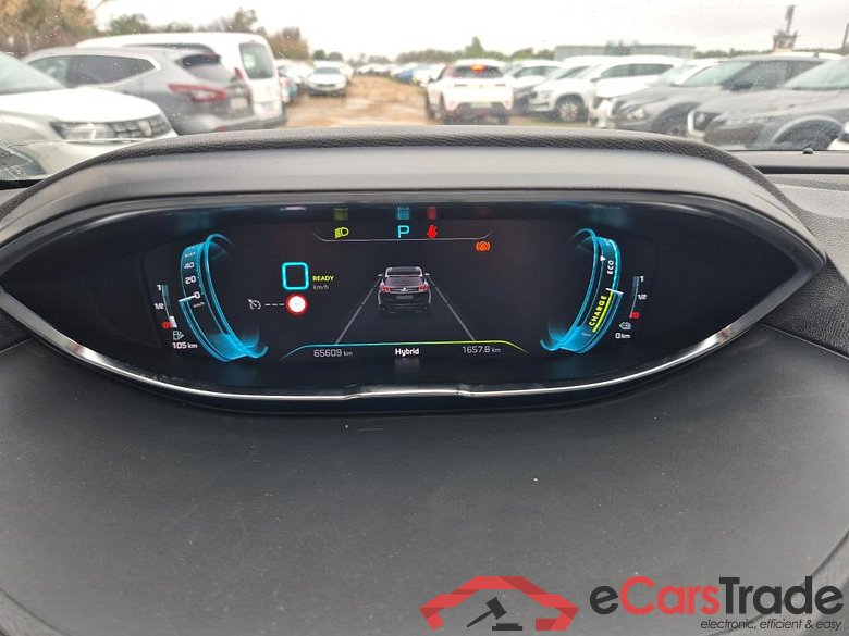 PEUGEOT 3008 Hybrid / 2020 / 5P / todoterreno 225 e-EAT8 Allure (AC2) #4