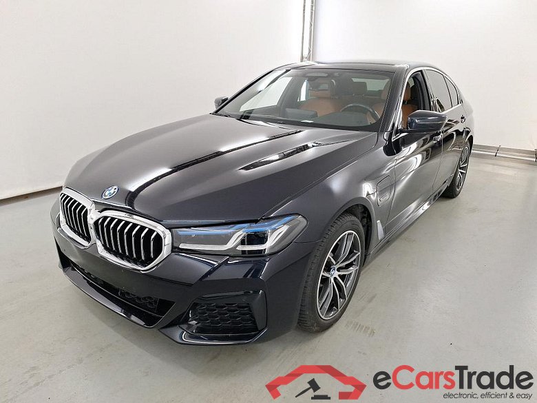 BMW 5-serie 2.0 530E 215KW XDRIVE AUTO