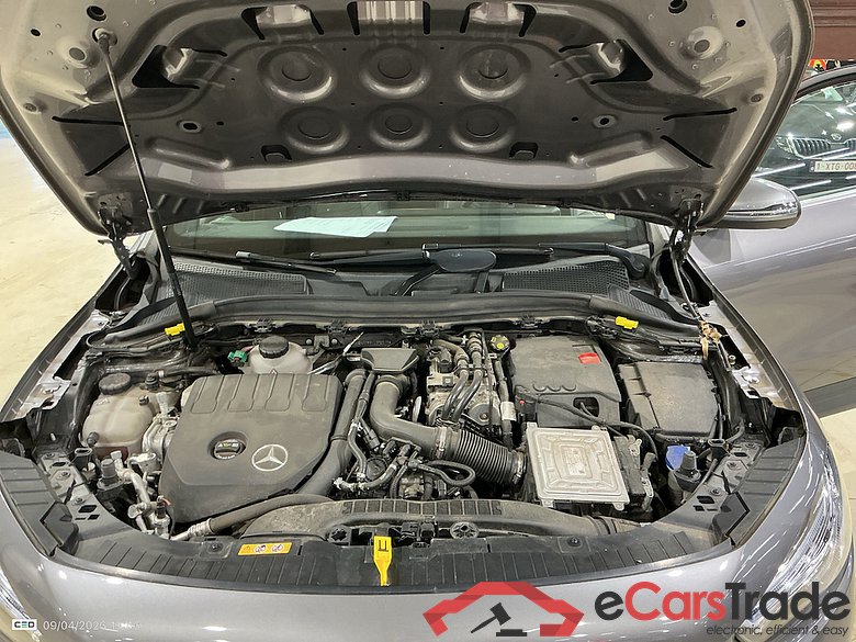 MERCEDES-BENZ GLA 1.3 GLA 250 E DCT BUSINESS SOLUTION #6