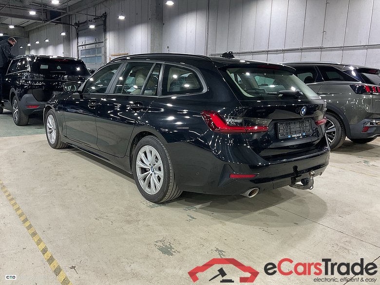 BMW 3 SERIES TOURING 2.0 330E (215KW) TOURING #3