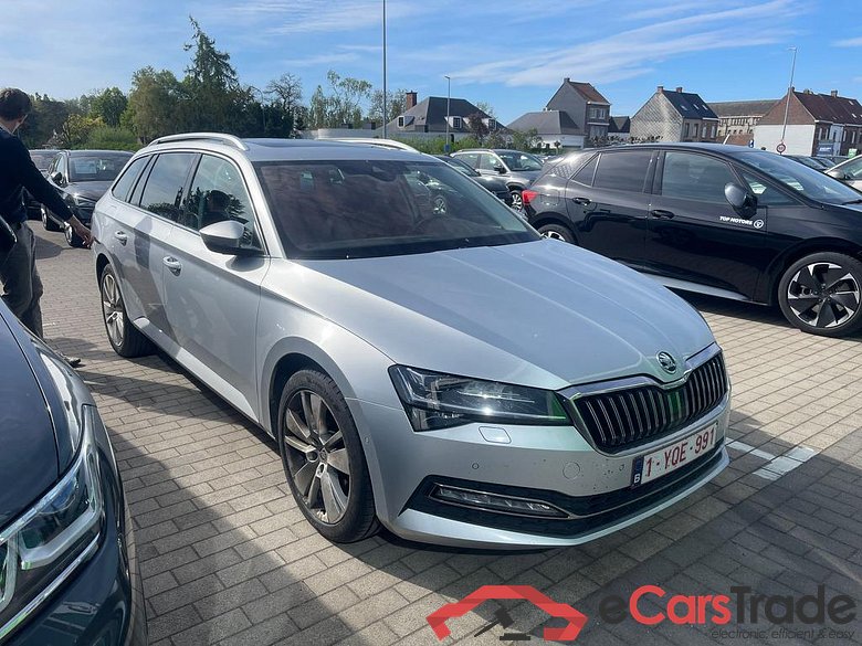 SKODA Superb Combi Superb Wagon Style 1,5 TSI 110 kW 7-speed automat. #1