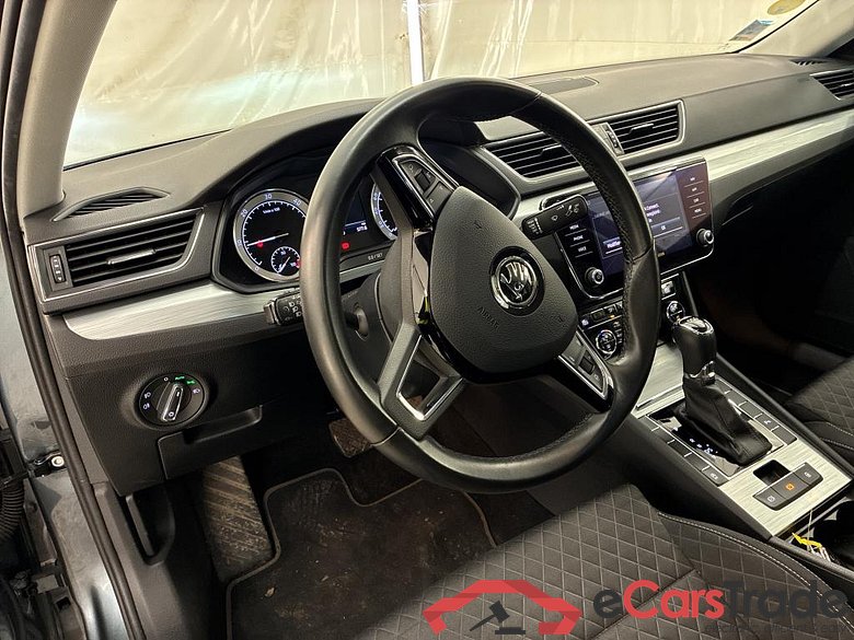 SKODA Superb / 2019 / 5P / Berline 2.0 TDI SCR 150 DSG7 Business #5