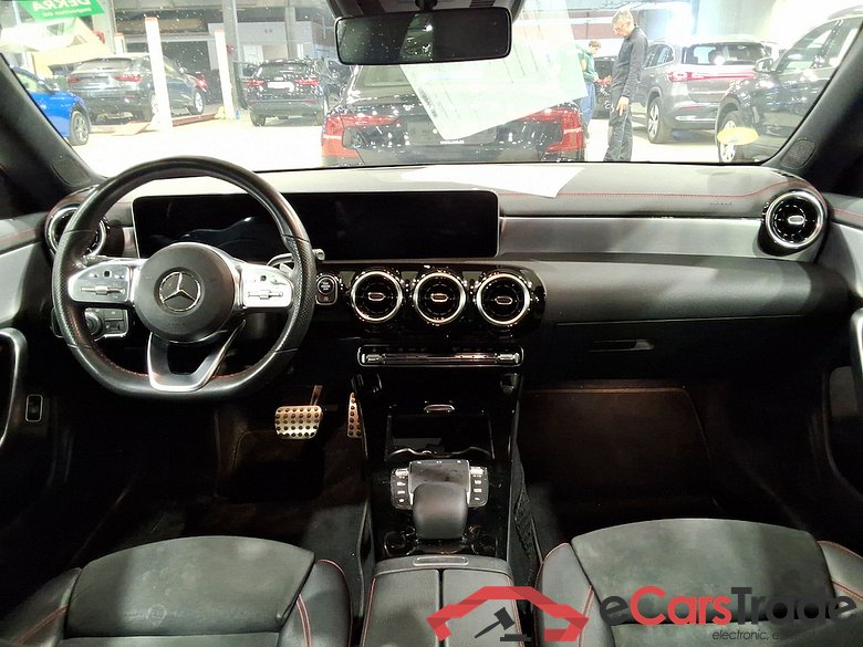 MERCEDES-BENZ CLA 180 D BUSINESS SOLUTION #6