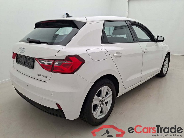 AUDI A1 1.0 25 TFSI #2