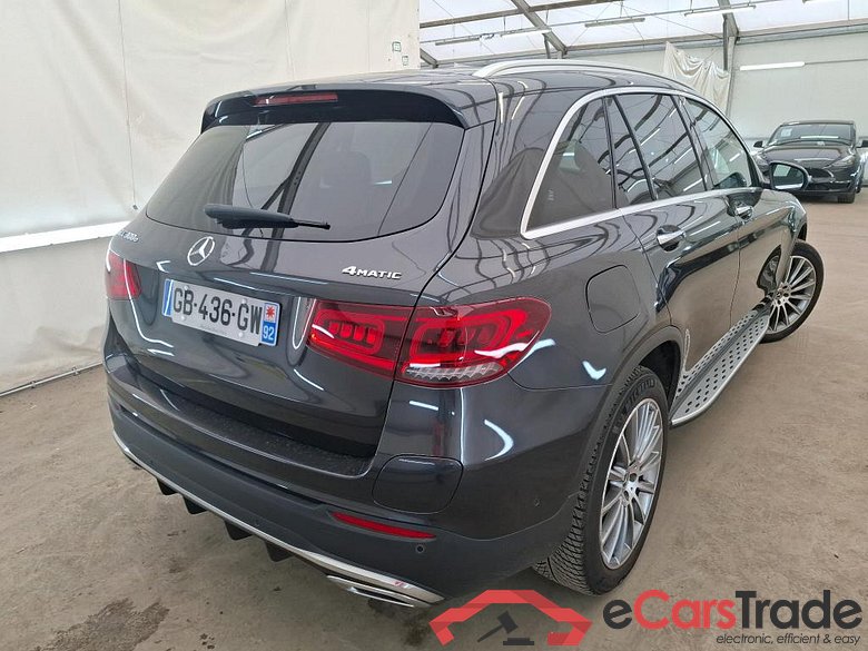 MERCEDES-BENZ GLC / 2019 / 5P / SUV 2.0 GLC 300 E AMG LINE 4MATIC #3