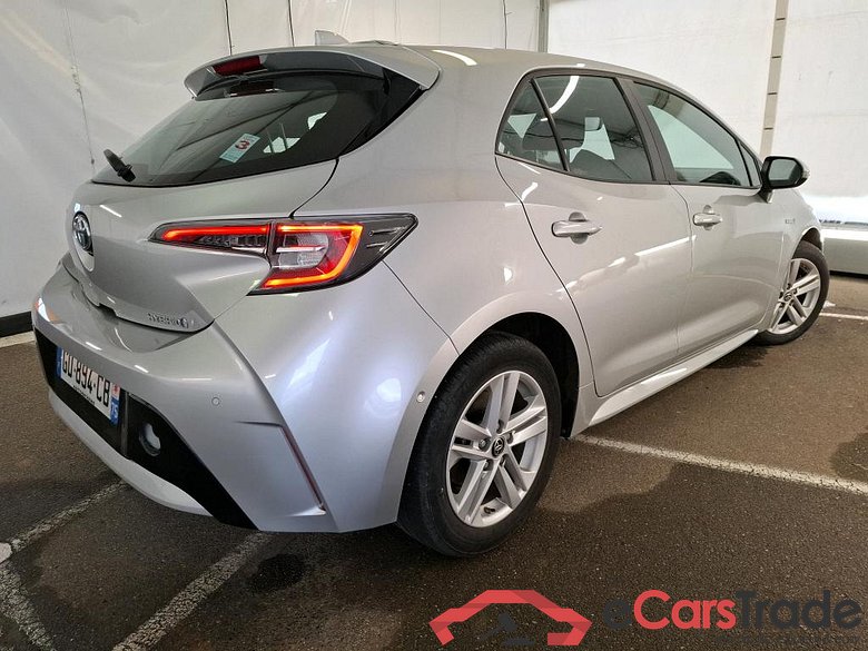 TOYOTA Corolla / 2018 / 5P / Berline Hybride 122h Dynamic Business Stage Acad #3