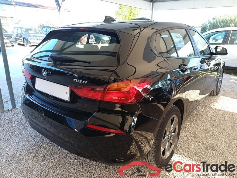 BMW SERIE 1 / 2019 / 5P / BERLINA 116D BUSINESS ADVANTAGE #2