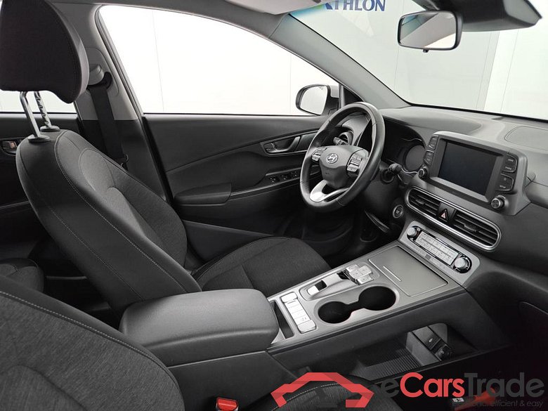 HYUNDAI Kona Comfort Electric 64 kWh 5D #6