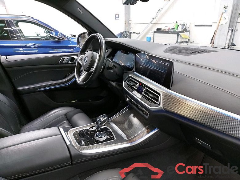 BMW - BMW X5 xDrive45e 320PK M Sport & Pack Business Plus With Heated Vernasca Comfort Mem Seats & Travel Pack & Innovation & Head Up & Driving Assistant Pro & Trailer Towing Hook  * HYBRID * #3