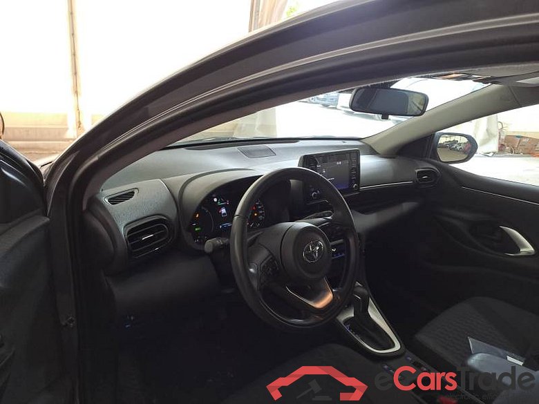 TOYOTA YARIS / 2020 / 5P / BERLINA HYBRID BUSINESS MY20 #3
