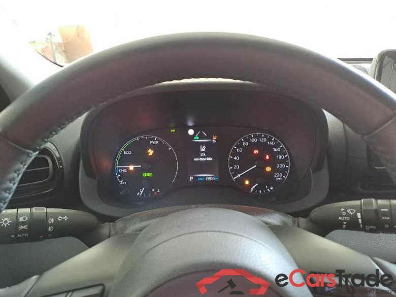 TOYOTA YARIS / 2020 / 5P / BERLINA HYBRID BUSINESS MY20 #4