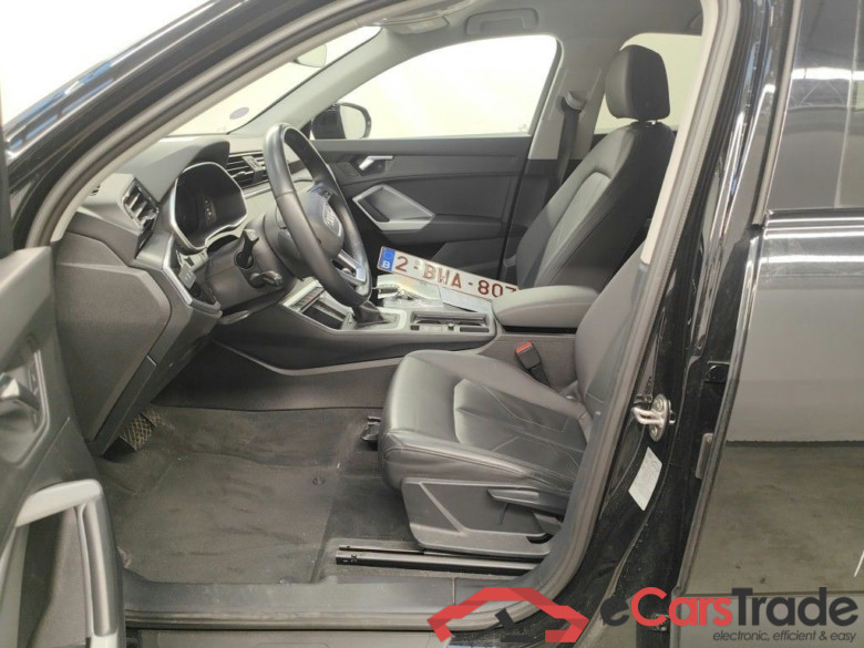 Audi Q3 Sportback 45 TFSI e S tronic Attraction 5d #3