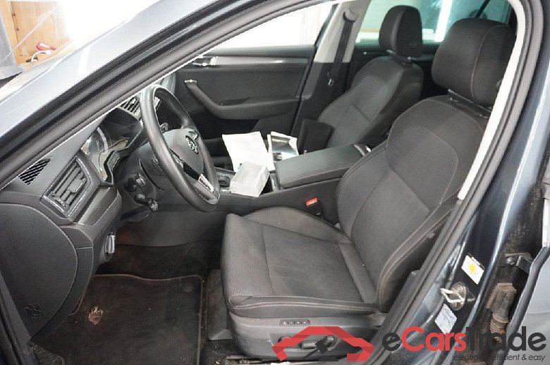 Superb Combi Style 2.0 TDI 140KW AT7 E6dT #4